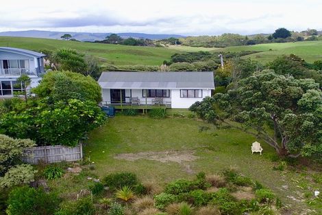 Photo of property in 120 Greenslade Road, Raglan, 3295