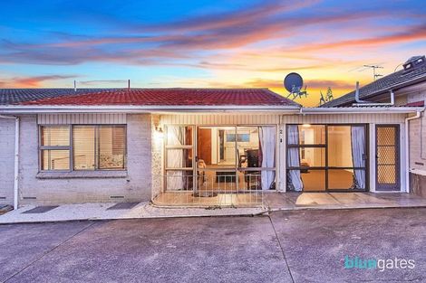 Photo of property in 2/215 Shirley Road, Papatoetoe, Auckland, 2025