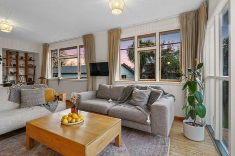 Photo of property in 5 Burnbrae Street, Saint Martins, Christchurch, 8022