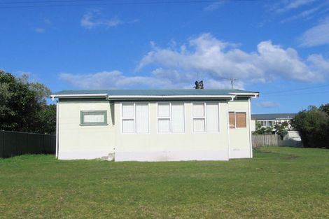 Photo of property in 102 Bond Road, Whangamata, 3620