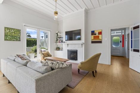 Photo of property in 40 Livingstone Street, Westmere, Auckland, 1022