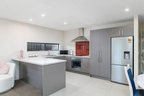 Photo of property in 15a Te Whenu Crescent, Marshland, Christchurch, 8083