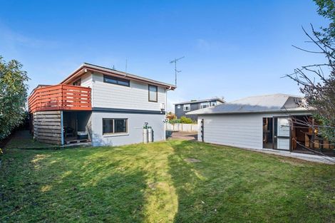 Photo of property in 33 Richmond Avenue, Richmond Heights, Taupo, 3330