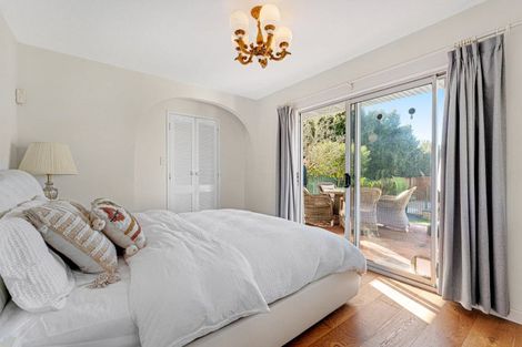 Photo of property in 2/22 Salem Place, Torbay, Auckland, 0630