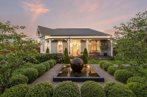 Photo of property in 90 Hawthorne Street, Strowan, Christchurch, 8052