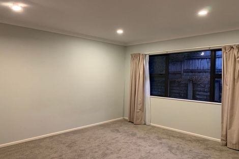 Photo of property in 6 Cinnabar Place, Westgate, Auckland, 0614