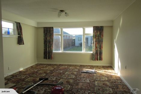 Photo of property in 28 Estuary Road, New Brighton, Christchurch, 8061