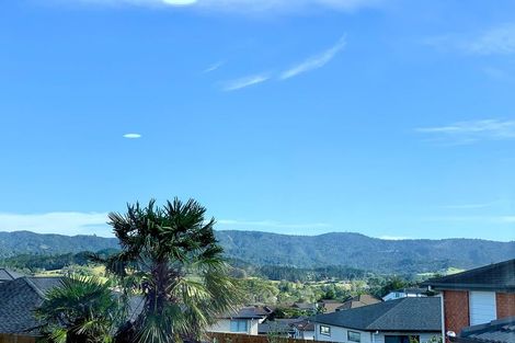 Photo of property in 11 San Ambrosio Rise, Henderson, Auckland, 0612