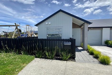 Photo of property in 12 Marata Lane, Te Puke, 3119