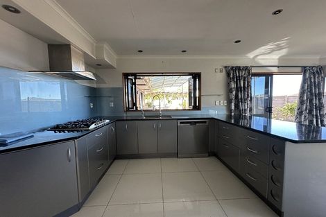 Photo of property in 62 Domain Road, Papamoa Beach, Papamoa, 3118