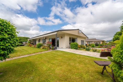 Photo of property in 175 Queen Street, Waimate, 7924