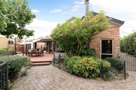 Photo of property in 10 Landell Place, Harrowfield, Hamilton, 3210