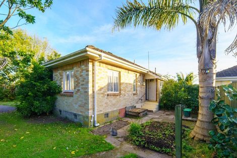 Photo of property in 8 Verel Street, Fairfield, Hamilton, 3214