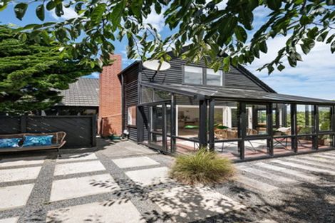 Photo of property in 16 Indira Place, Khandallah, Wellington, 6035