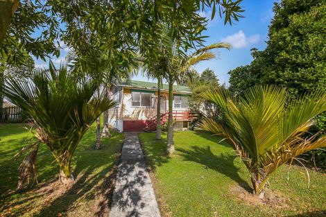 Photo of property in 3/2 Pooks Road, Ranui, Auckland, 0612