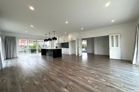 Photo of property in 9 Kaipuke Crescent, Gulf Harbour, Whangaparaoa, 0930