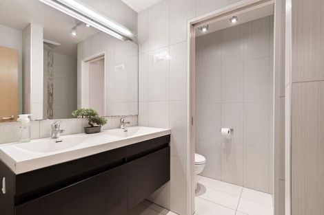 Photo of property in 32 Closeburn Road, Closeburn, Queenstown, 9371