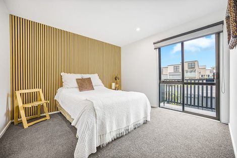 Photo of property in 63 Rakich Place, Henderson, Auckland, 0612