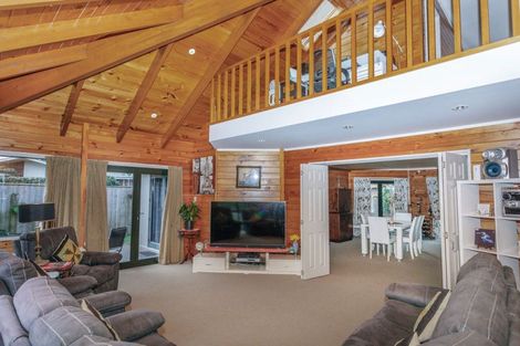 Photo of property in 24 Ruahine Street, Dannevirke, 4930