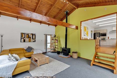 Photo of property in 3265 South Head Road, South Head, Helensville, 0874