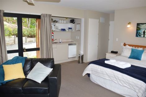 Photo of property in 6888h Christchurch Akaroa Road, Takamatua, 7581