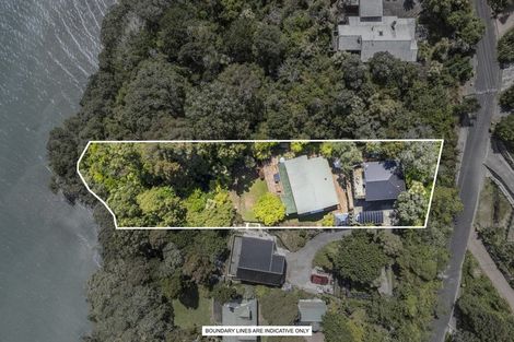 Photo of property in 39 Arapito Road, Titirangi, Auckland, 0604