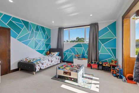 Photo of property in 12 Regan Street, Stratford, 4332