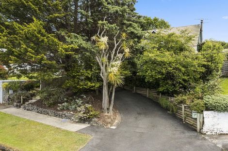 Photo of property in 52 Waldron Crescent, Green Island, Dunedin, 9018