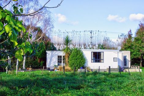 Photo of property in 38 Morris Road, Te Ore Ore, Masterton, 5886