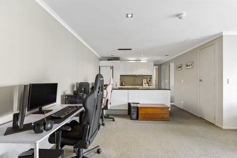 Photo of property in Bellagio Apartments, 8e/39 Taranaki Street, Te Aro, Wellington, 6011