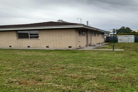 Photo of property in 2/77a Halswell Road, Hillmorton, Christchurch, 8025