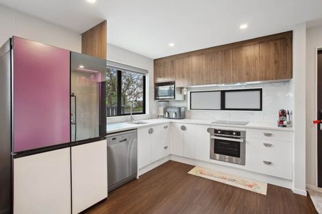 Photo of property in 233a Finlayson Avenue, Clendon Park, Auckland, 2103