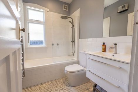 Photo of property in 9 Malcolm Avenue, Cashmere, Christchurch, 8022