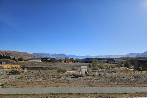 Photo of property in 18 Mistake Drive, Lake Tekapo, 7999