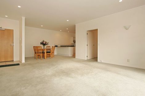 Photo of property in 62 Kereru Drive, Turitea, Palmerston North, 4472