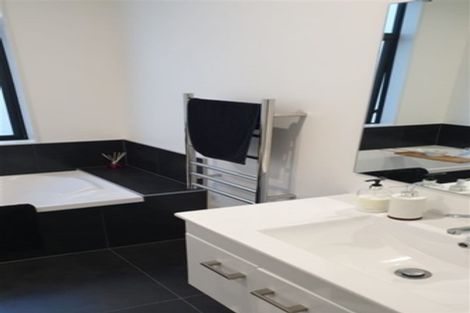 Photo of property in 51 Battalion Drive, Papakura, 2110