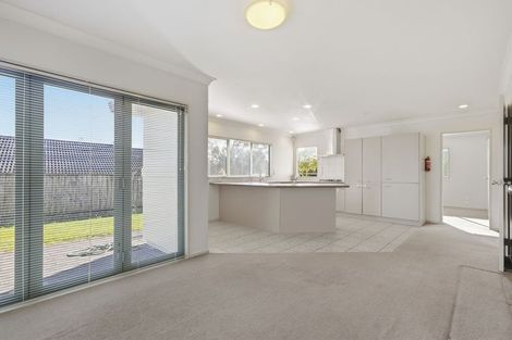 Photo of property in 57a Redoubt Road, Goodwood Heights, Auckland, 2105
