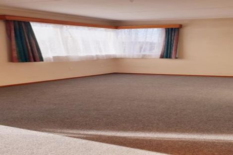 Photo of property in 805 Lawrence Street, Akina, Hastings, 4122