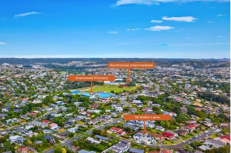 Photo of property in 1b Robin Lane, Browns Bay, Auckland, 0630