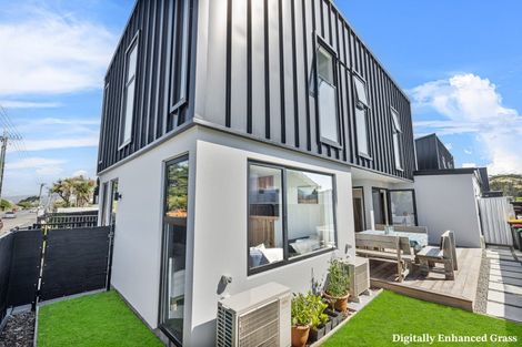 Photo of property in 163a Marine Parade, New Brighton, Christchurch, 8083