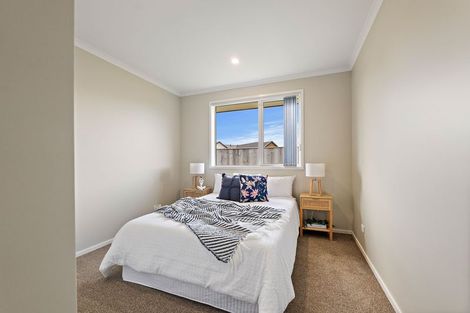 Photo of property in 1 Reremoana Close, Hawera, 4610