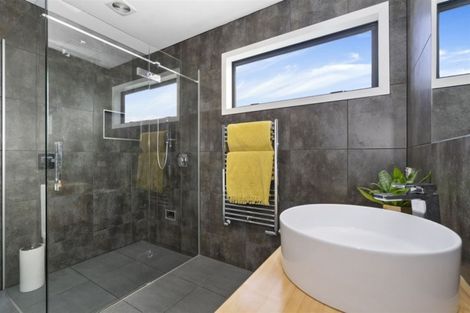 Photo of property in 69a Beachville Road, Redcliffs, Christchurch, 8081