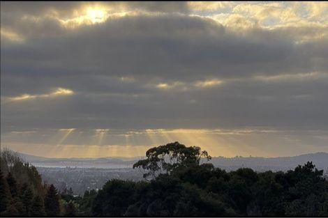 Photo of property in 1176 Scenic Drive North, Swanson, Auckland, 0816