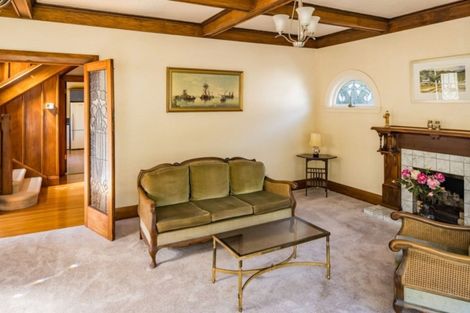 Photo of property in 103 Muritai Road, Eastbourne, Lower Hutt, 5013