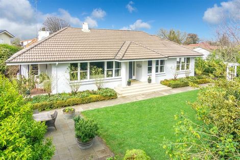 Photo of property in 18 Fairfield Road, Fairfield, Hamilton, 3214