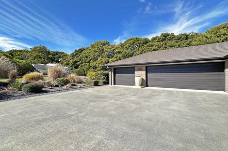 Photo of property in 12 Lacebark Drive, Kinloch, Taupo, 3377