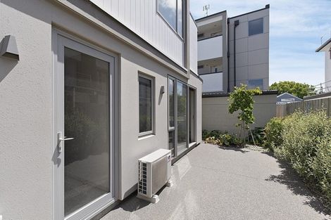 Photo of property in 2/374 Worcester Street, Linwood, Christchurch, 8011