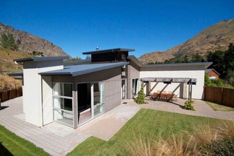 Photo of property in 25 Redfern Terrace, Arthurs Point, Queenstown, 9371