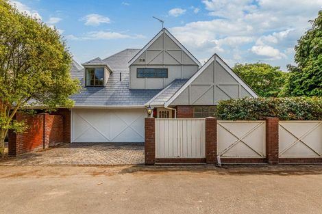 Photo of property in 2/278 Memorial Avenue, Burnside, Christchurch, 8053