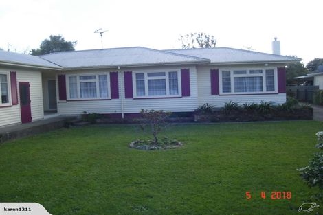Photo of property in 89 Queenwood Road, Levin, 5510